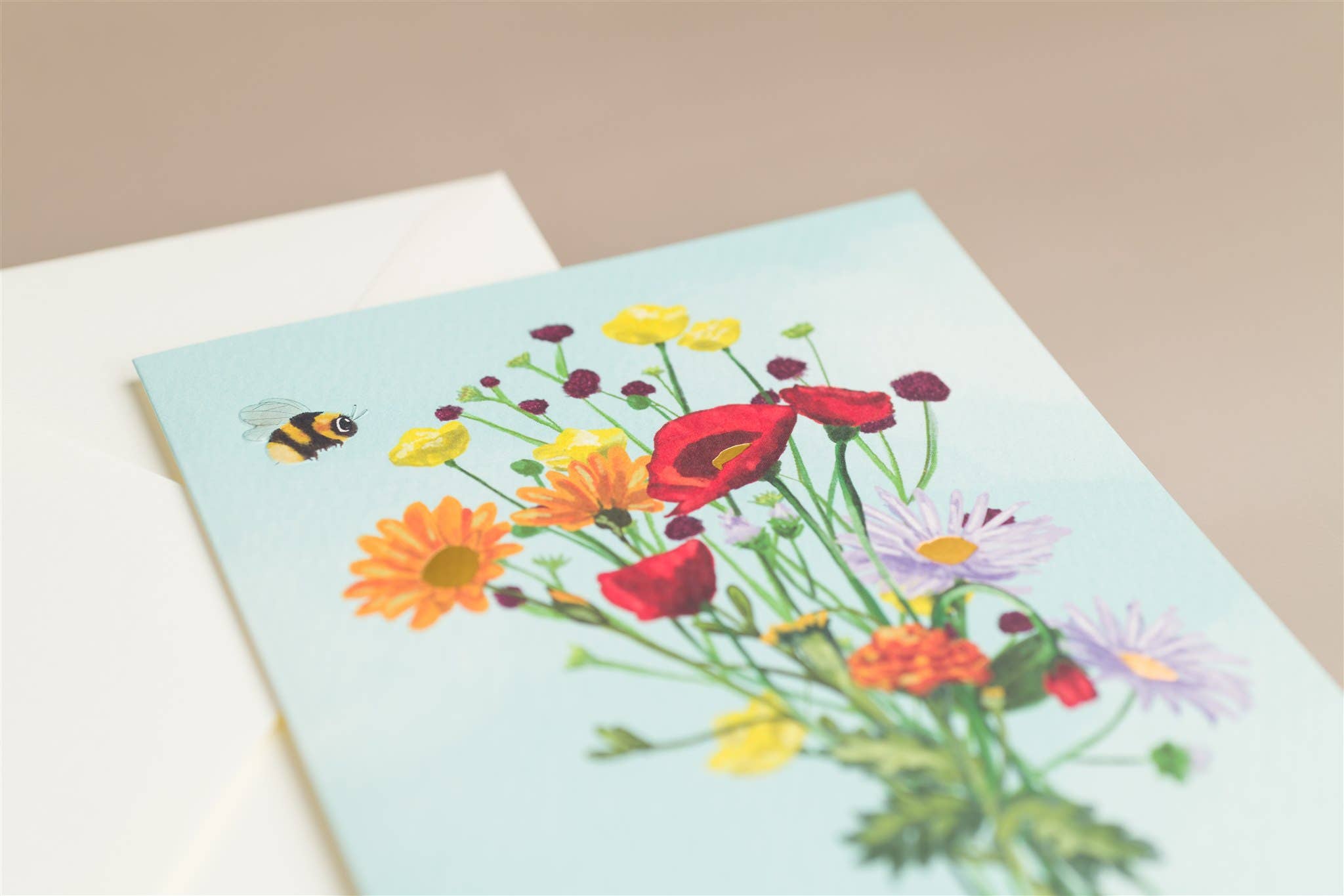 Accessories & Crocks - Bee And Flower Card